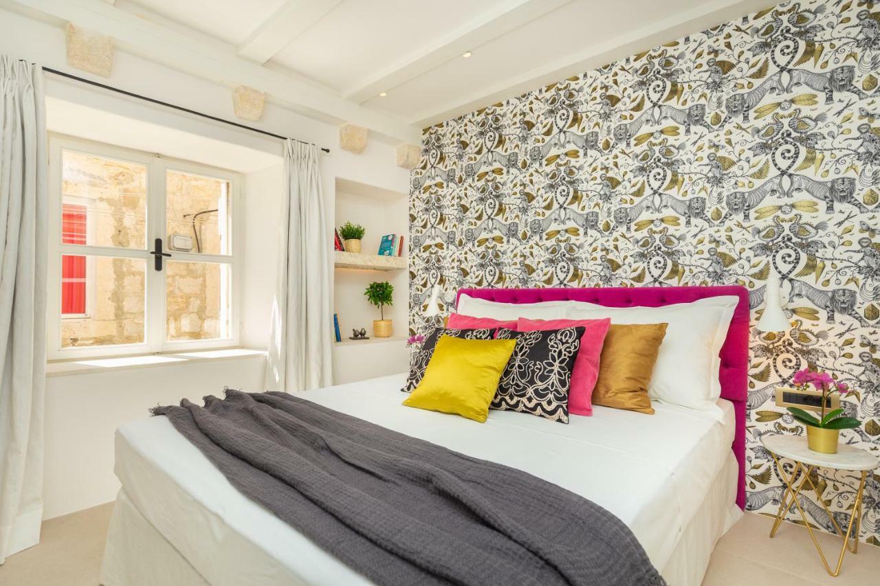 Вілла Old Town House With Floor Heating & Lush Private Garden Дубровник Екстер'єр фото