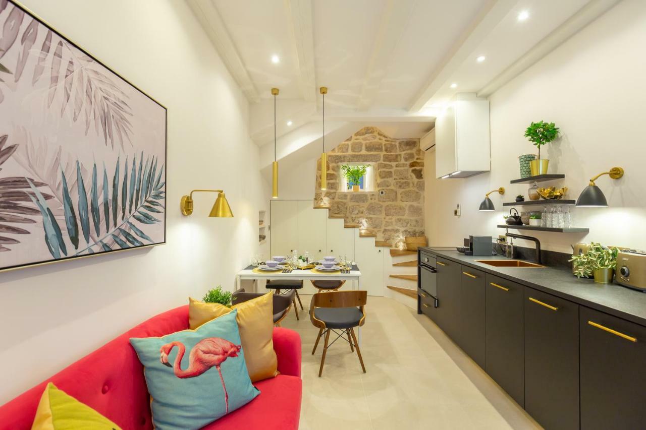Вілла Old Town House With Floor Heating & Lush Private Garden Дубровник Екстер'єр фото