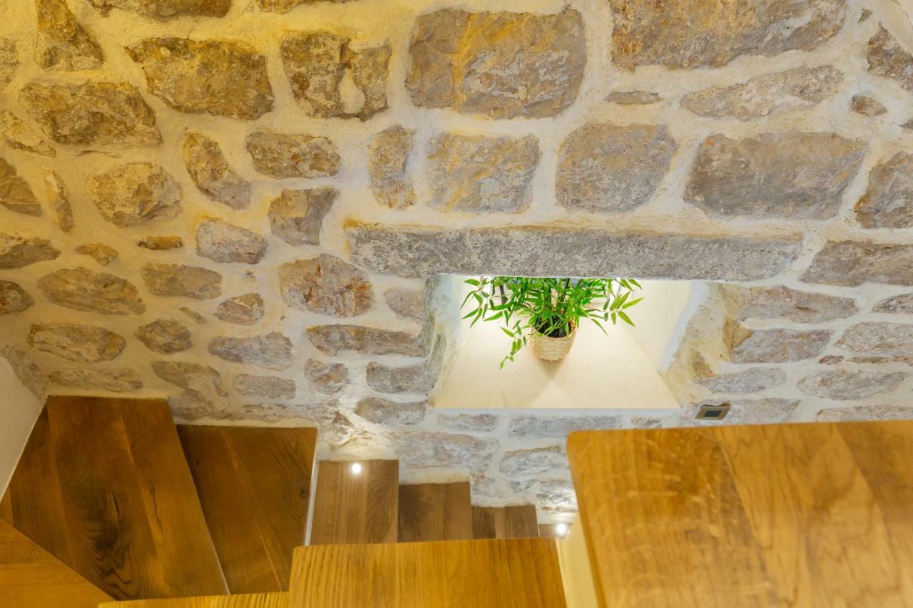 Вілла Old Town House With Floor Heating & Lush Private Garden Дубровник Екстер'єр фото