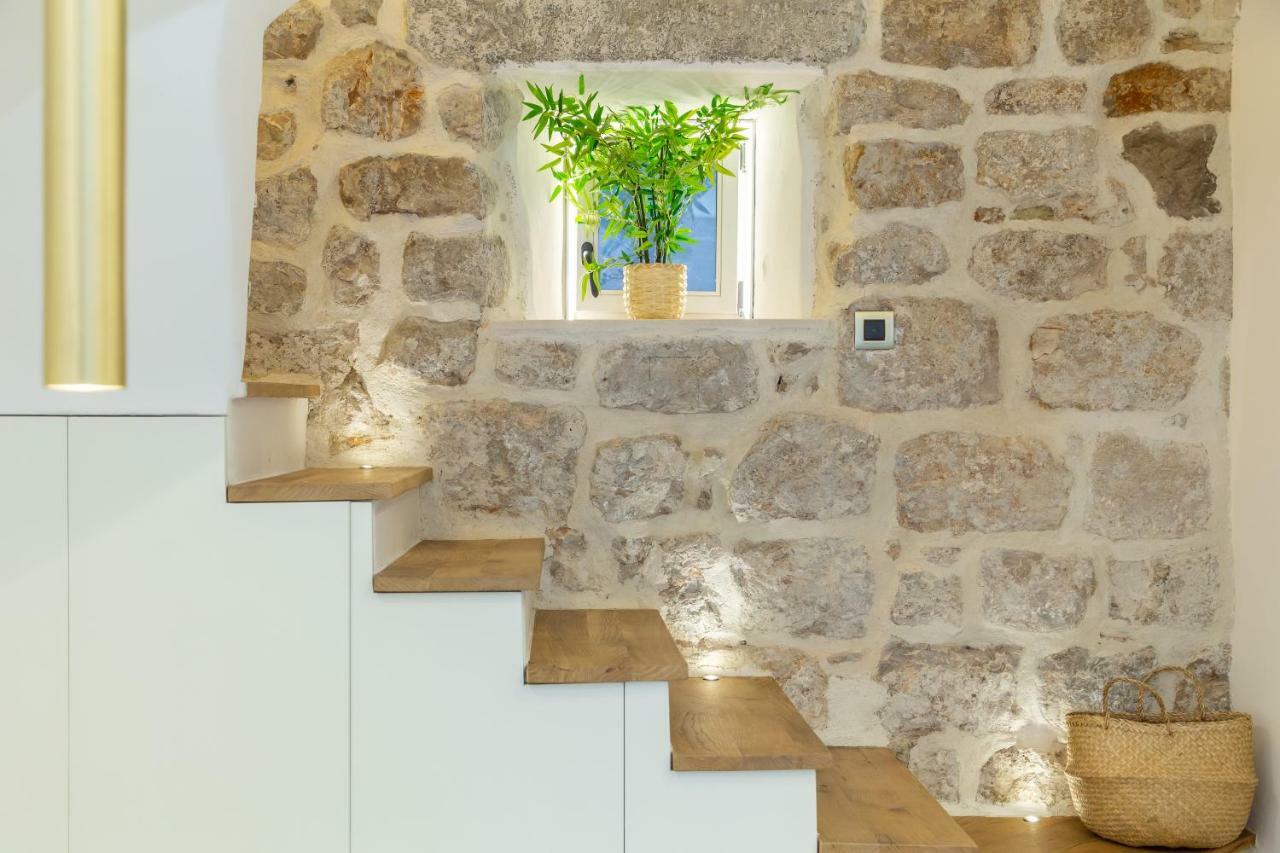 Вілла Old Town House With Floor Heating & Lush Private Garden Дубровник Екстер'єр фото